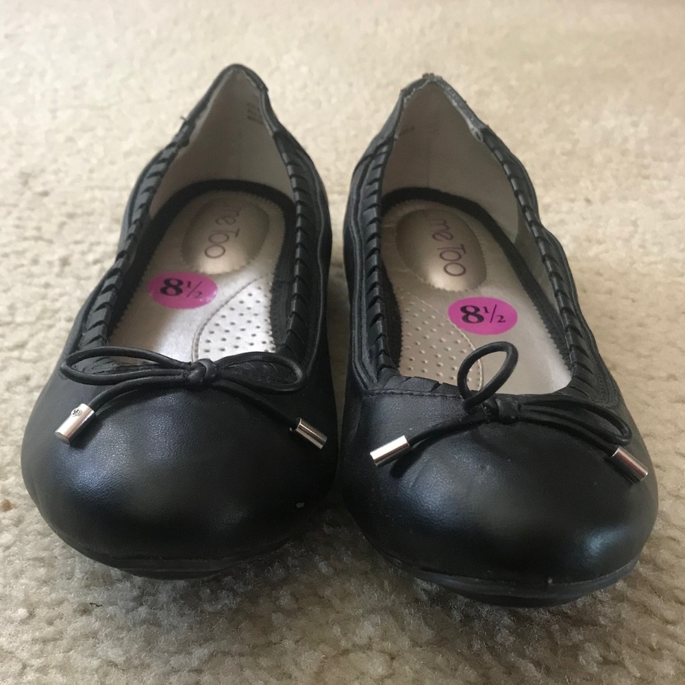 MeToo Black Flats Size 8.5M